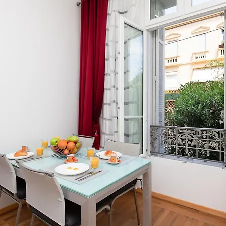 Pelige 5 Yourhosthelper *