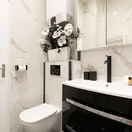 Pelige 5 Yourhosthelper Lägenhet