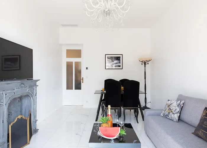 Pelige 5 Yourhosthelper Appartement