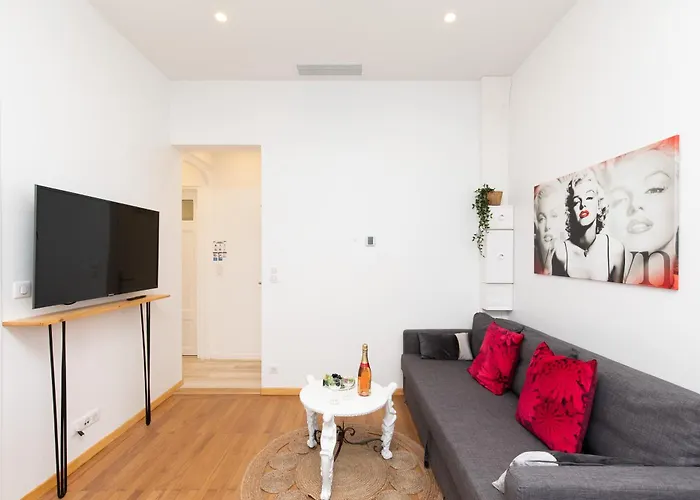 Pelige 5 Yourhosthelper كان